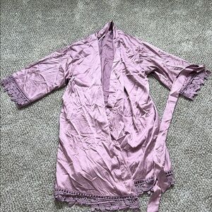 Elegant Lace Trim Women's Robe - Purple